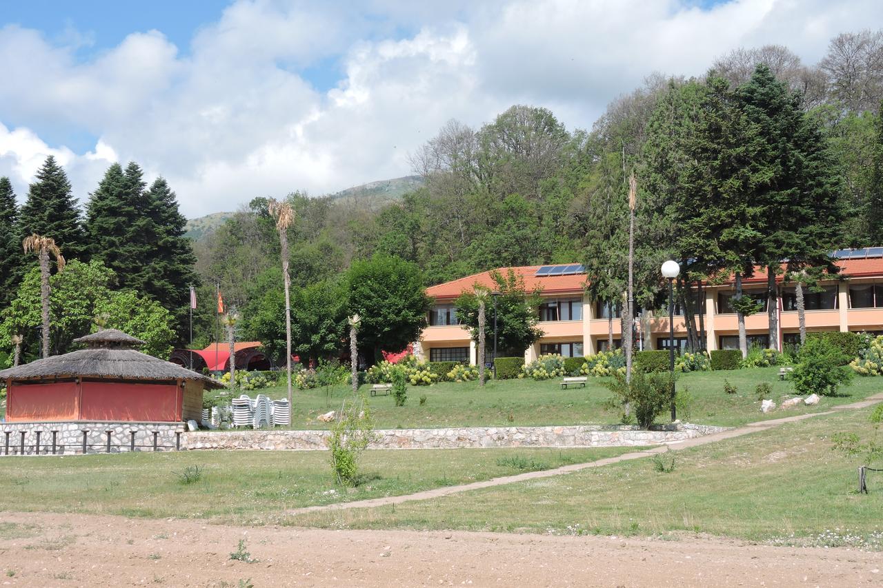 Lakeview Hotel And Resort Otesevo Екстериор снимка